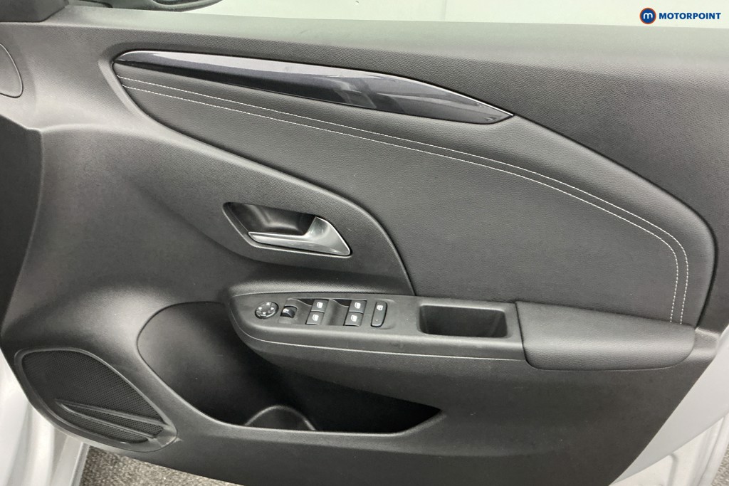 Vauxhall Corsa Elite Edition Manual Petrol Hatchback - Stock Number (1592211) - 19th supplementary image