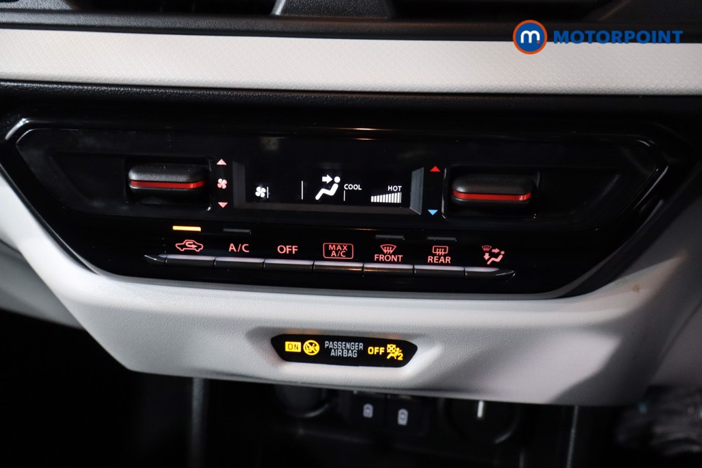 Suzuki Swift Motion Manual Petrol Hatchback - Stock Number (1592307) - 16th supplementary image