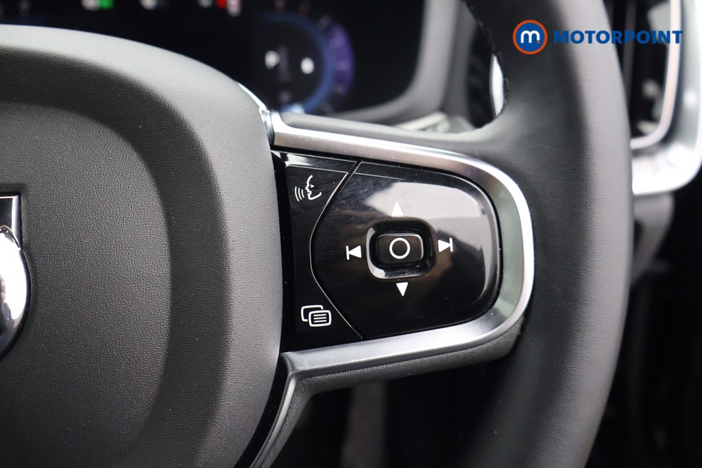 Volvo V60 Cross Country Ultimate Automatic Petrol Estate - Stock Number (1592939) - 3rd supplementary image