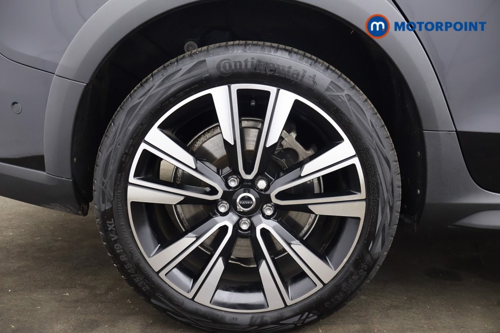Volvo V60 Cross Country Ultimate Automatic Petrol Estate - Stock Number (1592939) - 12th supplementary image
