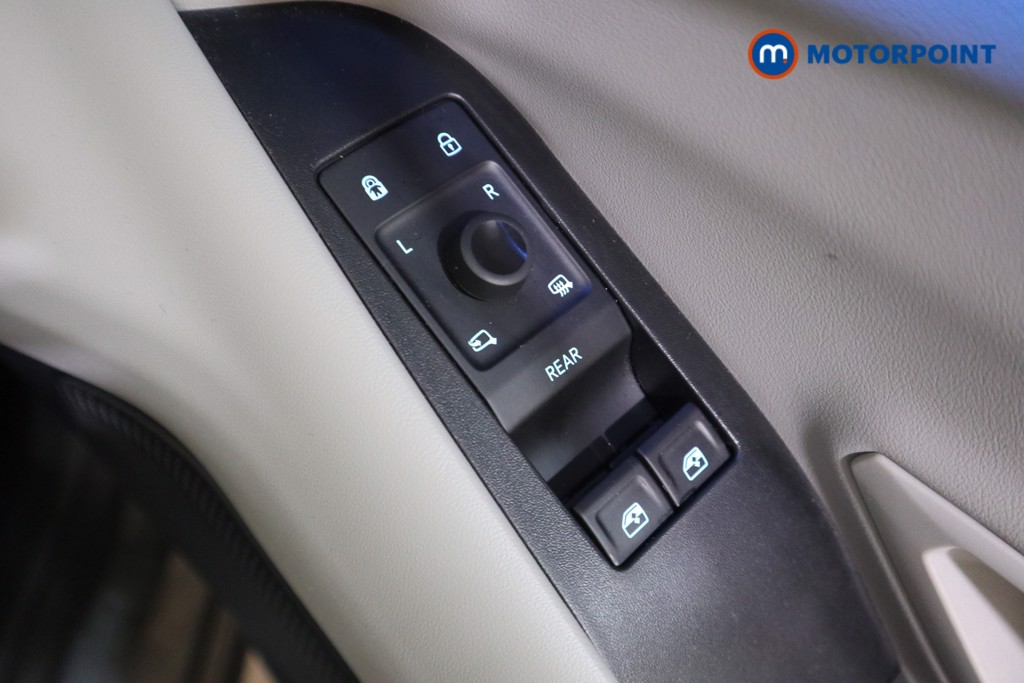 Ford Explorer Premium Automatic Electric SUV - Stock Number (1593093) - 10th supplementary image