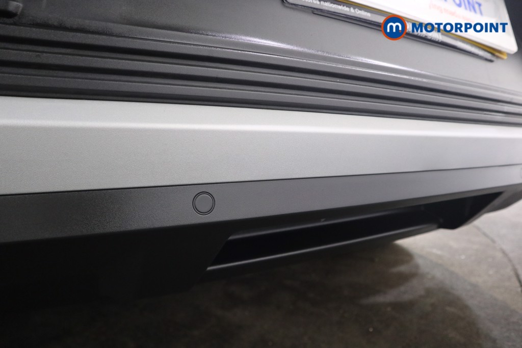 Ford Explorer Premium Automatic Electric SUV - Stock Number (1593093) - 25th supplementary image