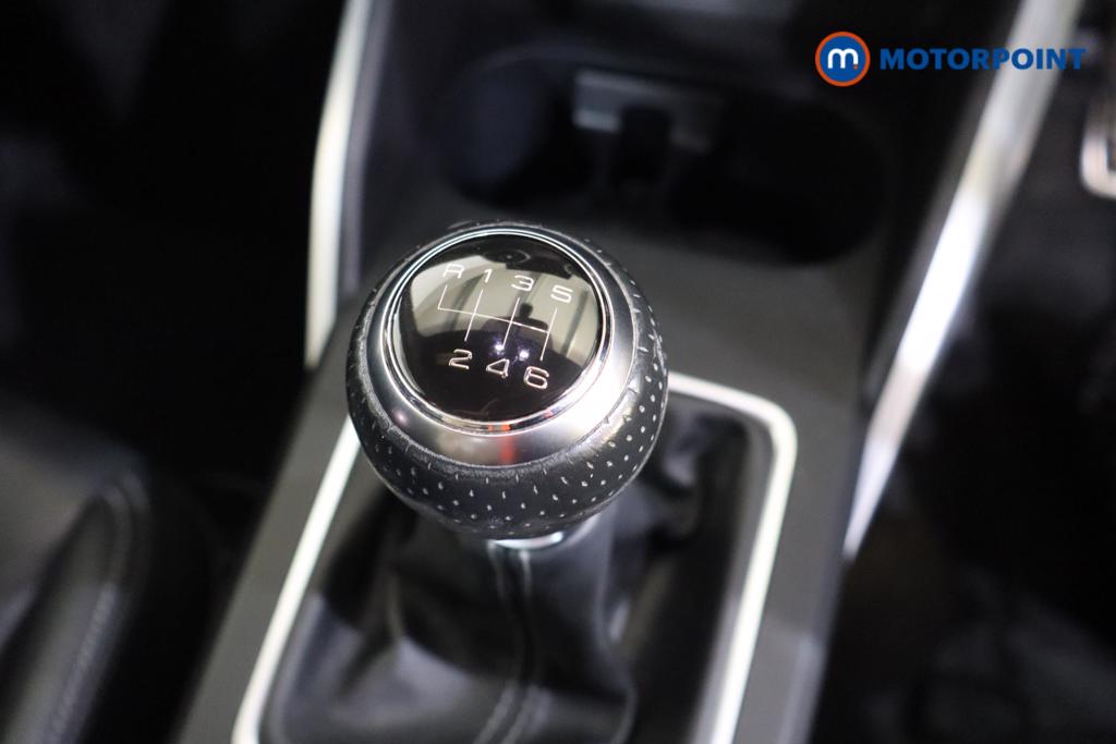 Audi Q2 S Line Manual Petrol SUV - Stock Number (1594228) - 5th supplementary image
