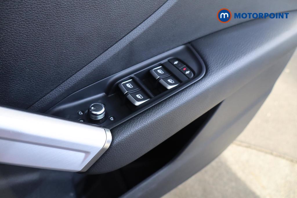 Audi Q2 S Line Manual Petrol SUV - Stock Number (1594228) - 10th supplementary image