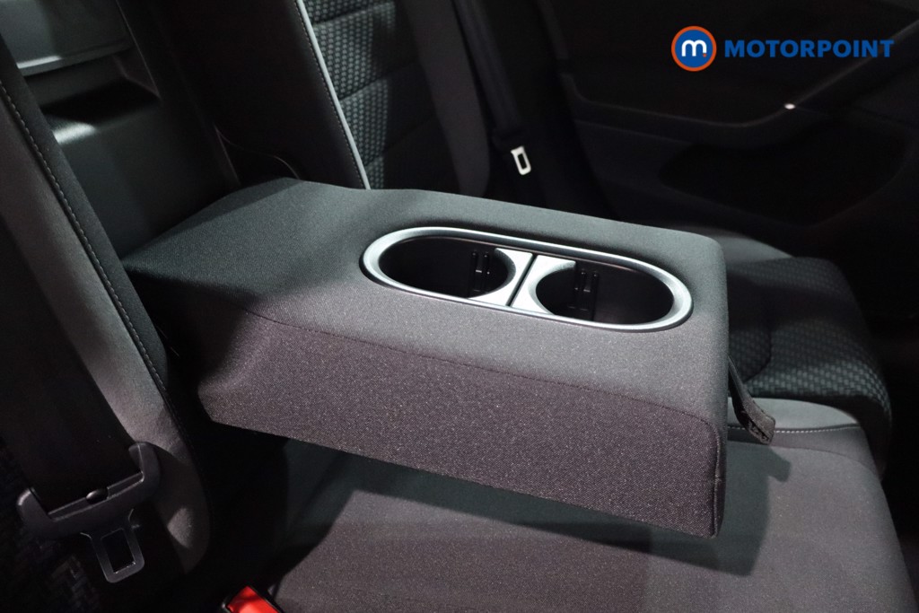 Volkswagen Golf R-Line Automatic Petrol Hatchback - Stock Number (1594373) - 27th supplementary image