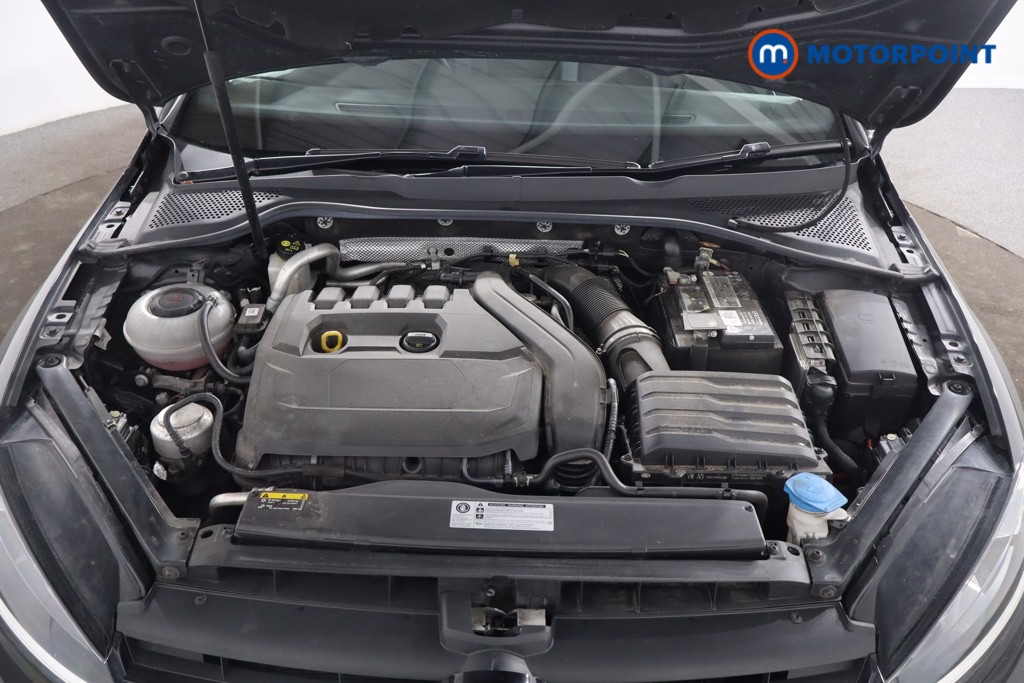 Volkswagen Golf R-Line Automatic Petrol Hatchback - Stock Number (1594373) - 32nd supplementary image