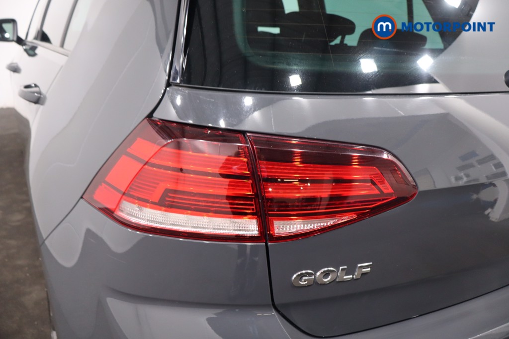 Volkswagen Golf R-Line Automatic Petrol Hatchback - Stock Number (1594373) - 34th supplementary image