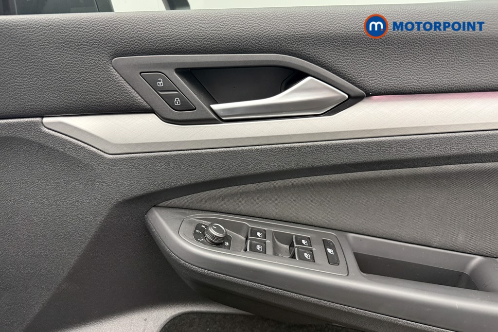 Volkswagen Golf Life Manual Petrol Hatchback - Stock Number (1594554) - 14th supplementary image