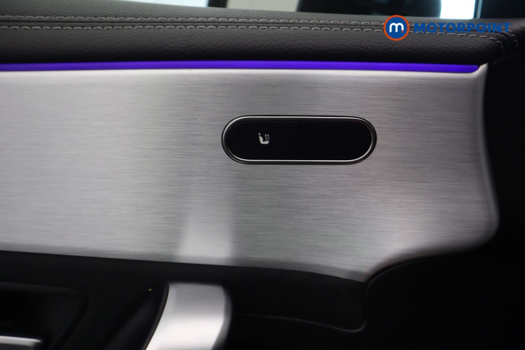 Mercedes-Benz A Class Amg Line Executive Edition Automatic Petrol Hatchback - Stock Number (1594585) - 36th supplementary image