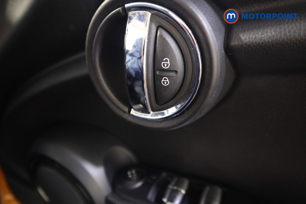 Mini Convertible Cooper Automatic Petrol Convertible - Stock Number (1594959) - 10th supplementary image