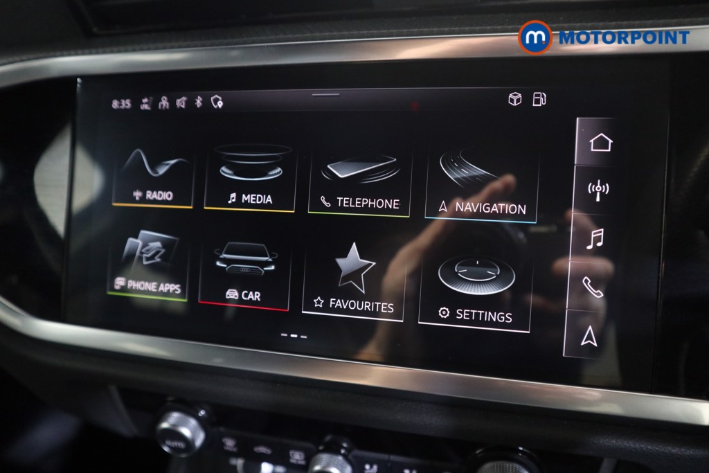 Audi Q3 Black Edition Manual Petrol SUV - Stock Number (1595177) - 7th supplementary image