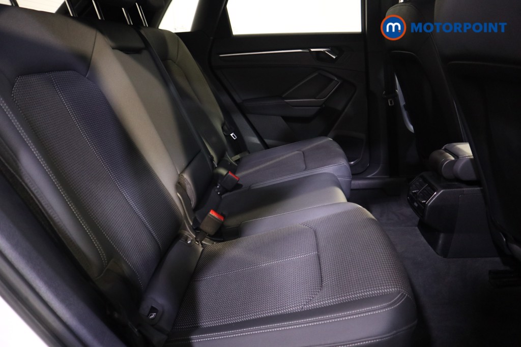 Audi Q3 Black Edition Manual Petrol SUV - Stock Number (1595177) - 19th supplementary image