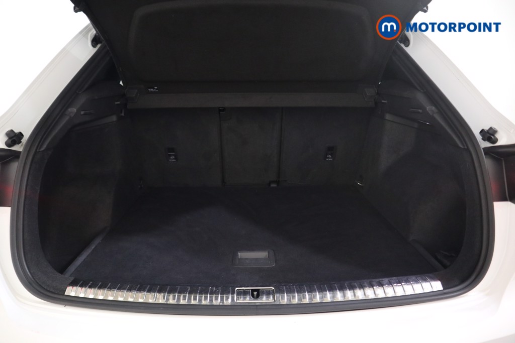 Audi Q3 Black Edition Manual Petrol SUV - Stock Number (1595177) - 22nd supplementary image