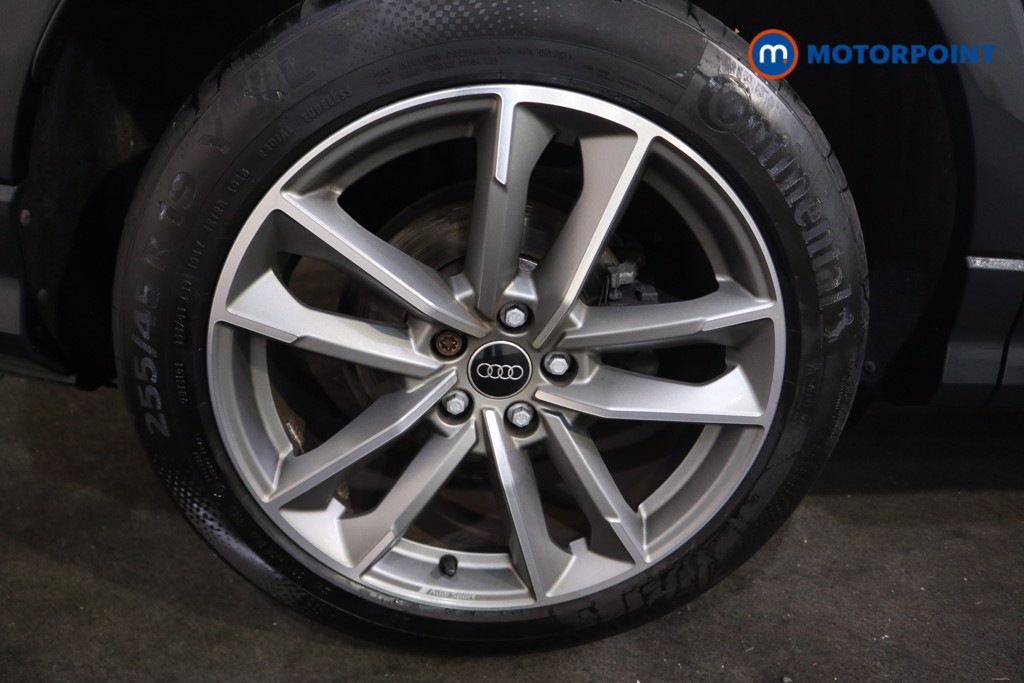 Audi Q3 Black Edition Manual Petrol SUV - Stock Number (1595177) - 24th supplementary image