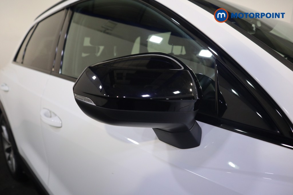 Audi Q3 Black Edition Manual Petrol SUV - Stock Number (1595177) - 34th supplementary image