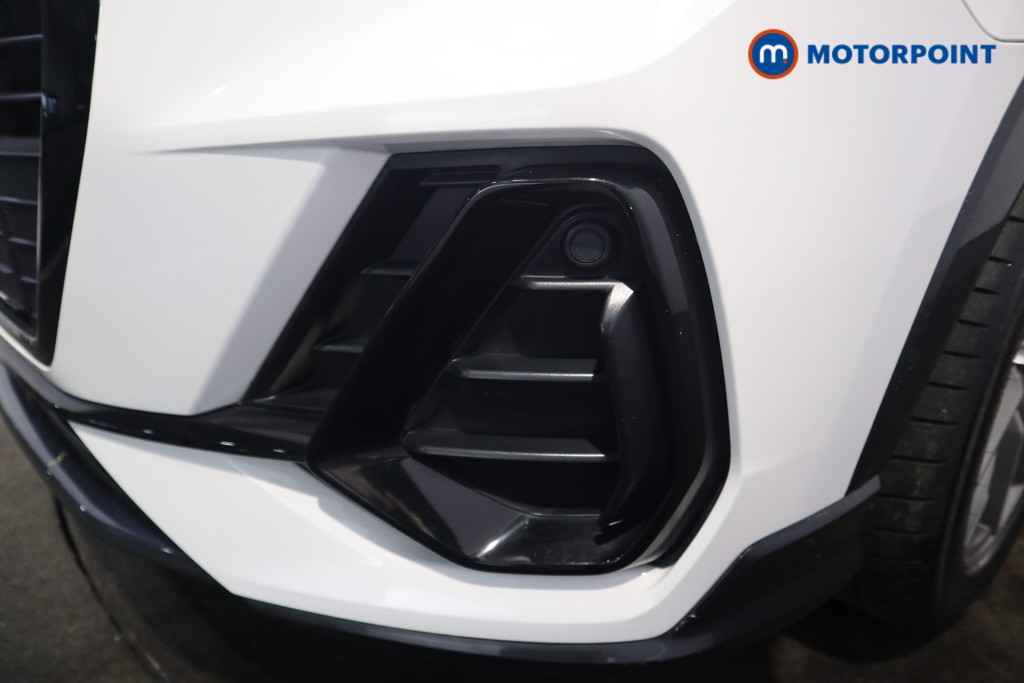 Audi Q3 Black Edition Manual Petrol SUV - Stock Number (1595177) - 37th supplementary image