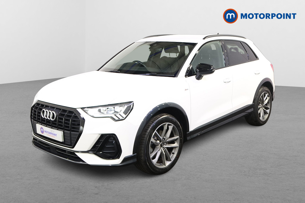 Audi Q3 Black Edition Manual Petrol SUV - Stock Number (1595177) - Passenger side front corner