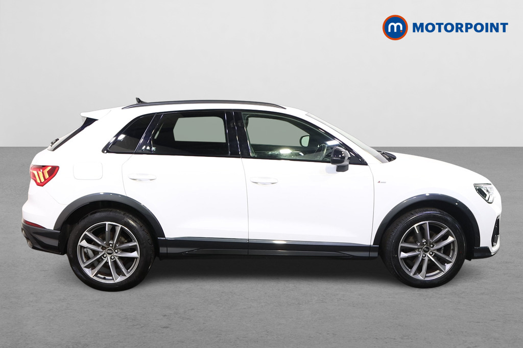 Audi Q3 Black Edition Manual Petrol SUV - Stock Number (1595177) - Drivers side