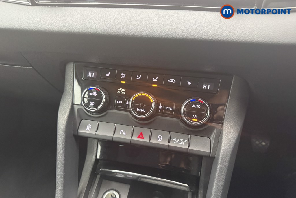 Skoda Karoq Se L Manual Petrol SUV - Stock Number (1595219) - 4th supplementary image