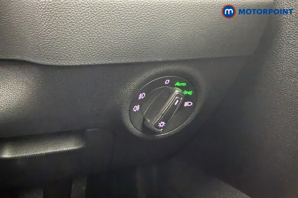 Skoda Karoq Se L Manual Petrol SUV - Stock Number (1595219) - 12th supplementary image