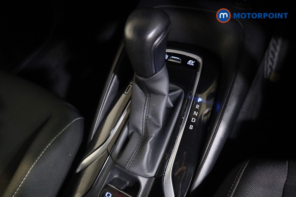 Toyota Corolla Icon Automatic Petrol-Electric Hybrid Hatchback - Stock Number (1595346) - 9th supplementary image