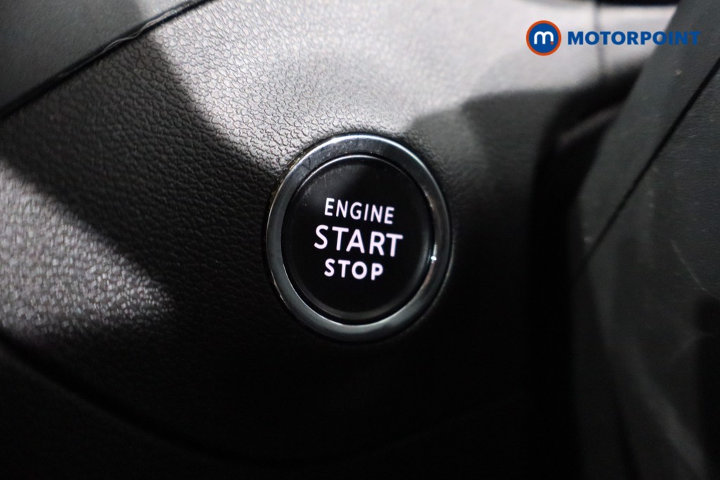 Vauxhall Crossland Ultimate Automatic Diesel SUV - Stock Number (1595376) - 17th supplementary image