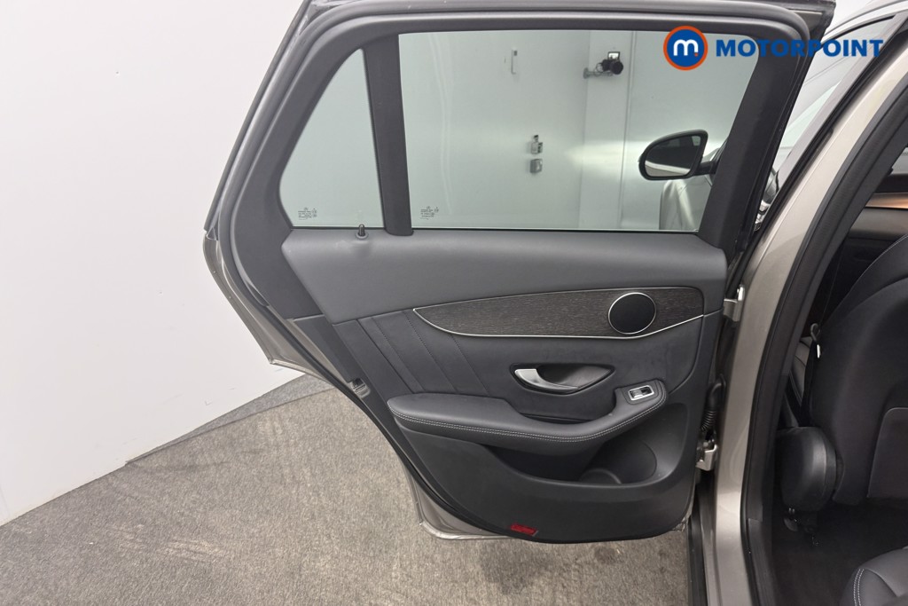 Mercedes-Benz GLC Amg Line Automatic Diesel SUV - Stock Number (1595463) - 7th supplementary image