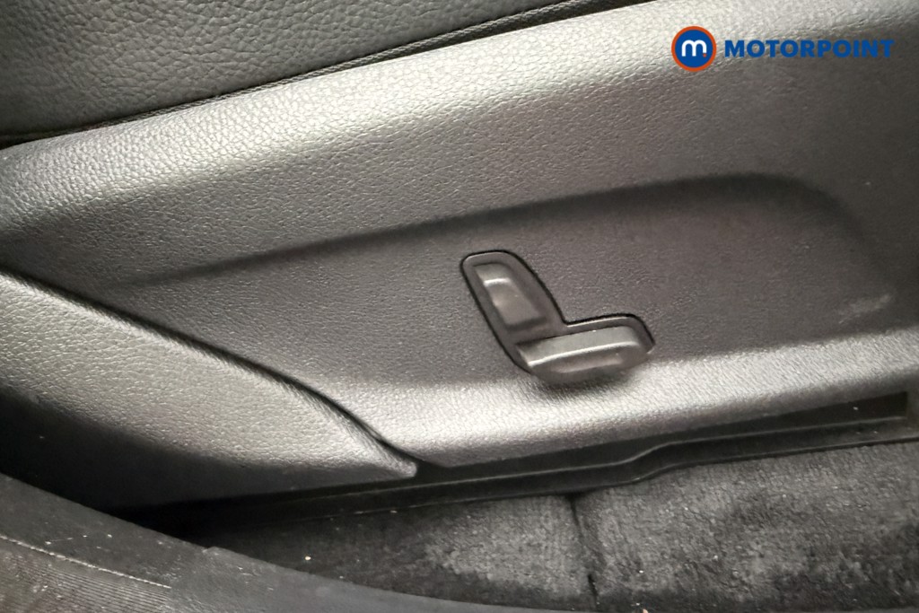 Mercedes-Benz GLC Amg Line Automatic Diesel SUV - Stock Number (1595463) - 22nd supplementary image