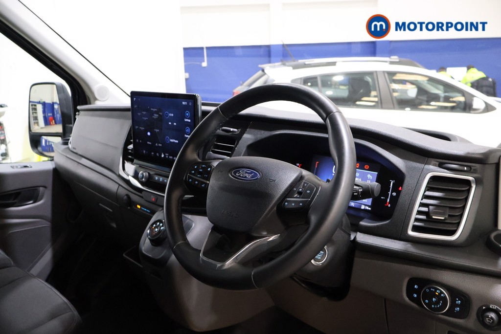 Ford Transit Limited Automatic Diesel Medium Roof Van - Stock Number (1595489) - 6th supplementary image