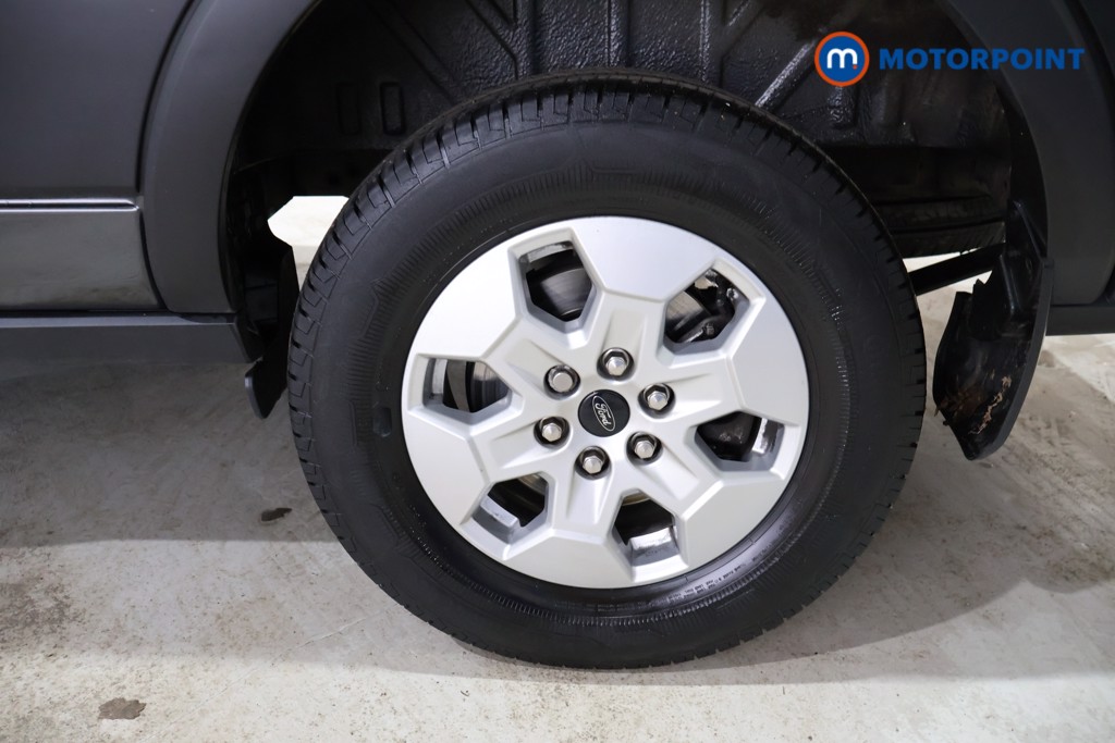 Ford Transit Limited Automatic Diesel Medium Roof Van - Stock Number (1595489) - 10th supplementary image