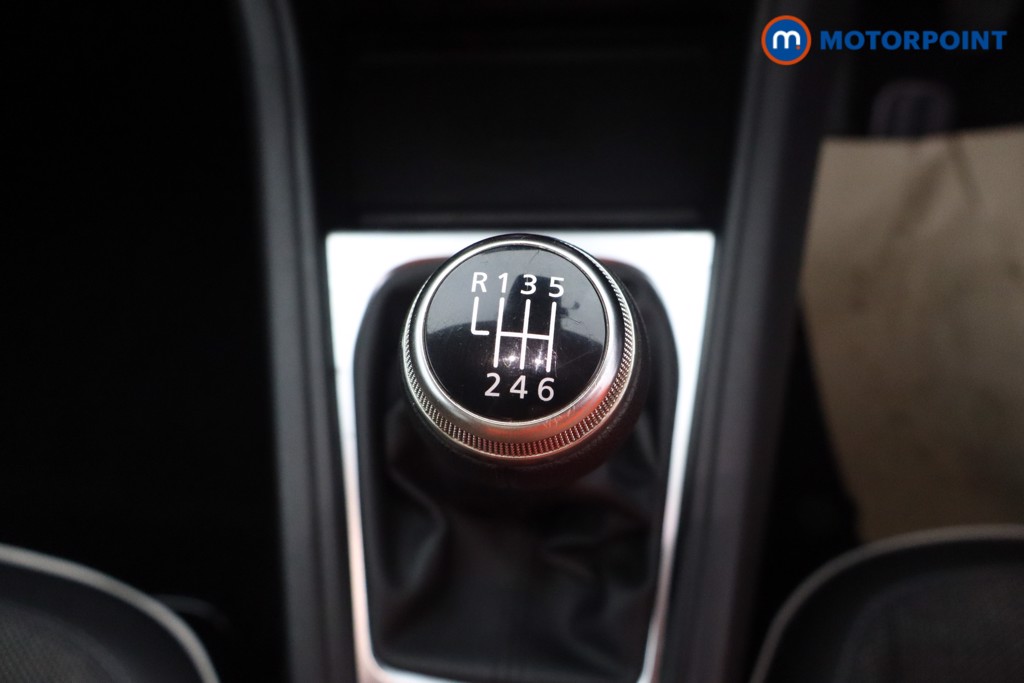 Renault Captur Techno Manual Petrol SUV - Stock Number (1595514) - 24th supplementary image