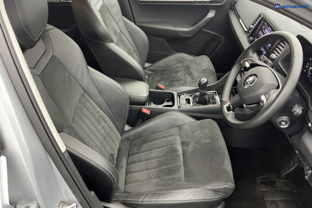 Skoda Karoq Se L Manual Petrol SUV - Stock Number (1595647) - 5th supplementary image
