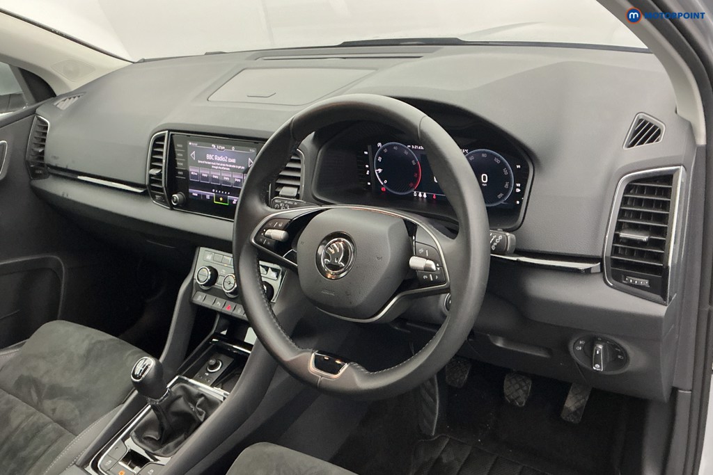 Skoda Karoq Se L Manual Petrol SUV - Stock Number (1595647) - 7th supplementary image