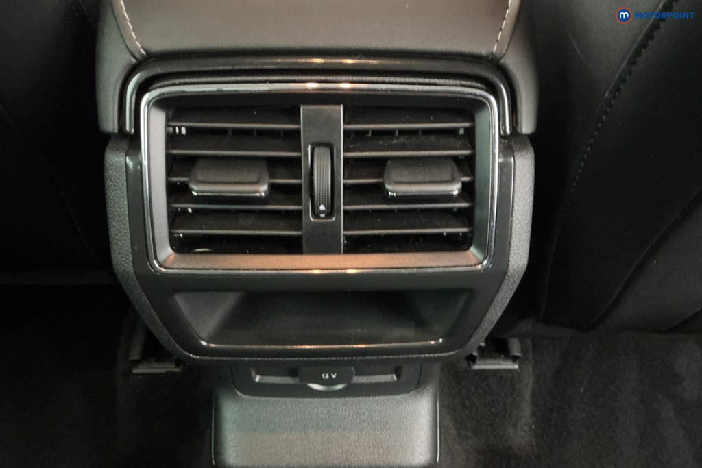 Skoda Karoq Se L Manual Petrol SUV - Stock Number (1595647) - 10th supplementary image