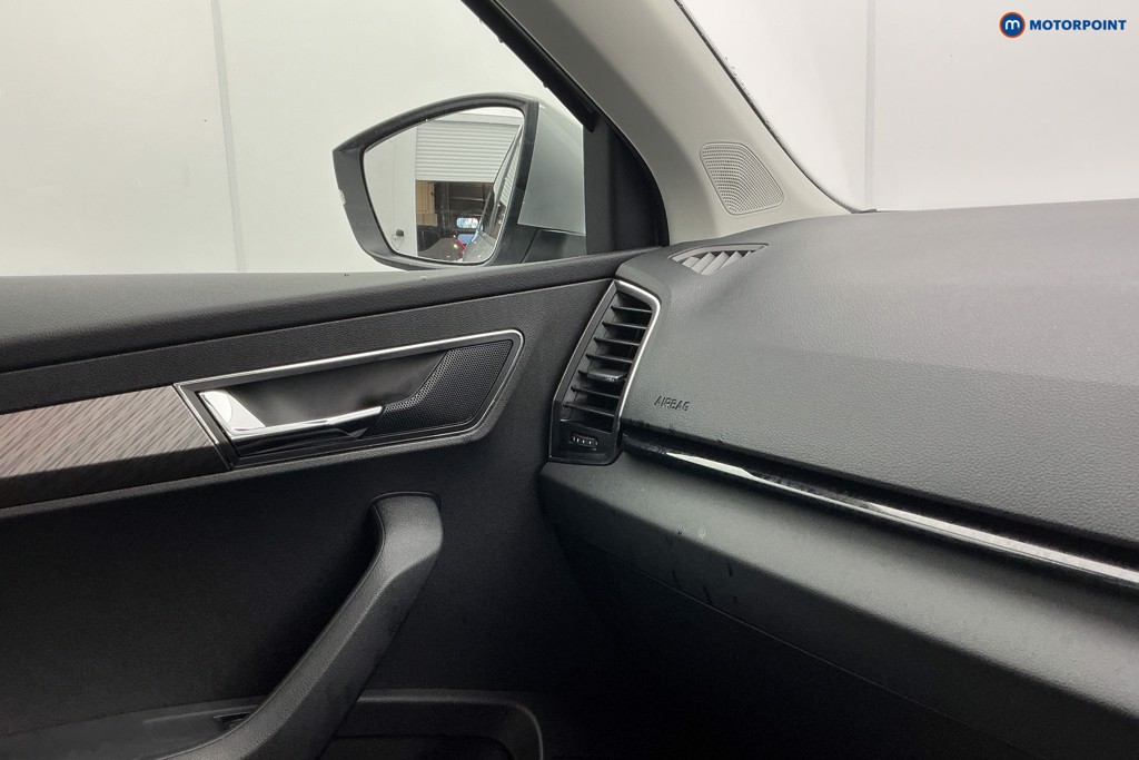 Skoda Karoq Se L Manual Petrol SUV - Stock Number (1595647) - 19th supplementary image