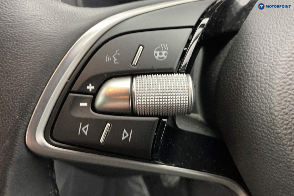 Skoda Karoq Se L Manual Petrol SUV - Stock Number (1595647) - 20th supplementary image