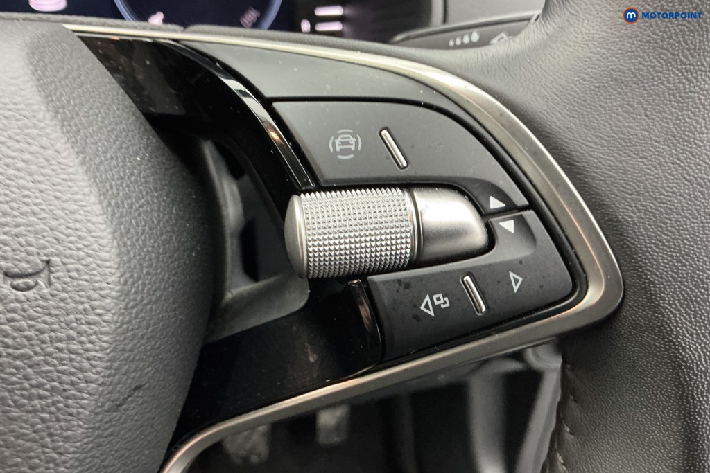 Skoda Karoq Se L Manual Petrol SUV - Stock Number (1595647) - 21st supplementary image