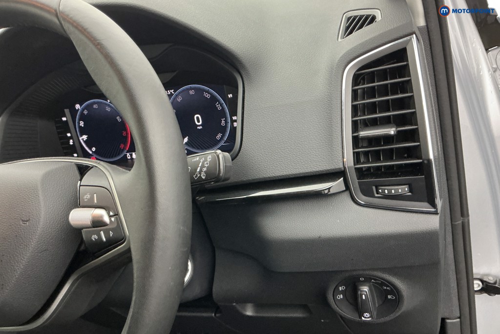 Skoda Karoq Se L Manual Petrol SUV - Stock Number (1595647) - 22nd supplementary image