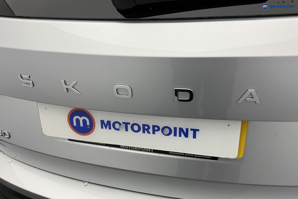 Skoda Karoq Se L Manual Petrol SUV - Stock Number (1595647) - 33rd supplementary image