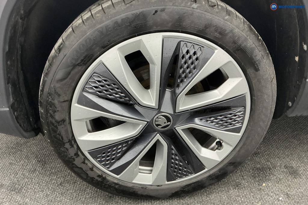 Skoda Karoq Se L Manual Petrol SUV - Stock Number (1595647) - 36th supplementary image