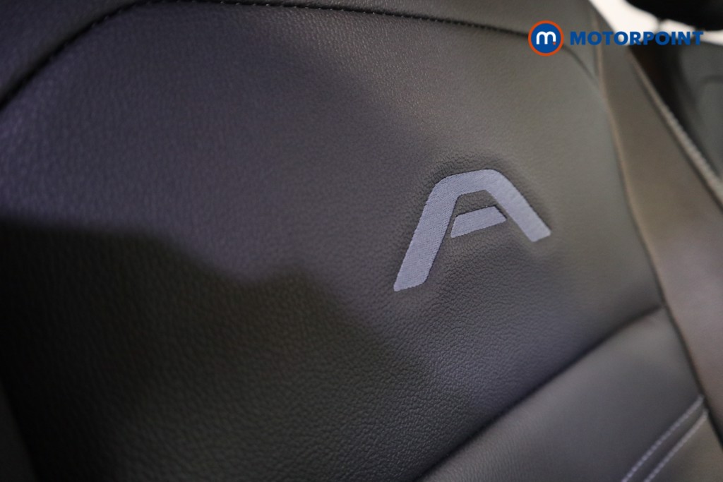 Ford Ecosport Active Manual Petrol SUV - Stock Number (1595653) - 13th supplementary image