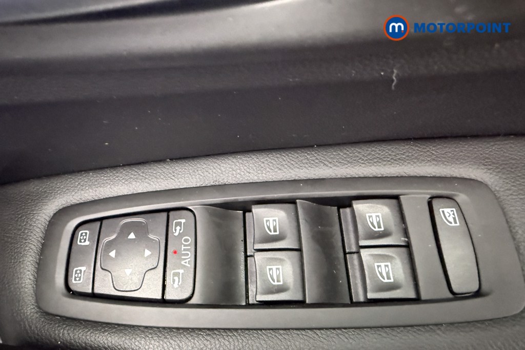 Renault Kadjar S Edition Manual Petrol SUV - Stock Number (1595909) - 19th supplementary image