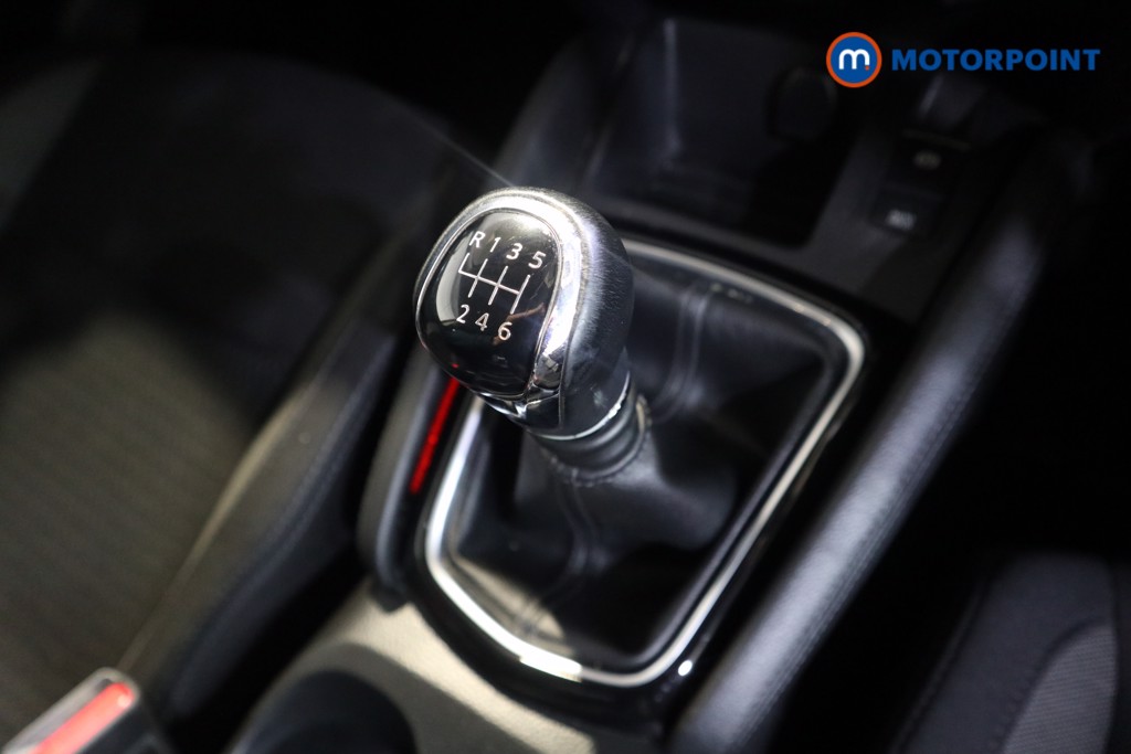 Nissan Qashqai Acenta Premium Manual Diesel SUV - Stock Number (1595937) - 9th supplementary image