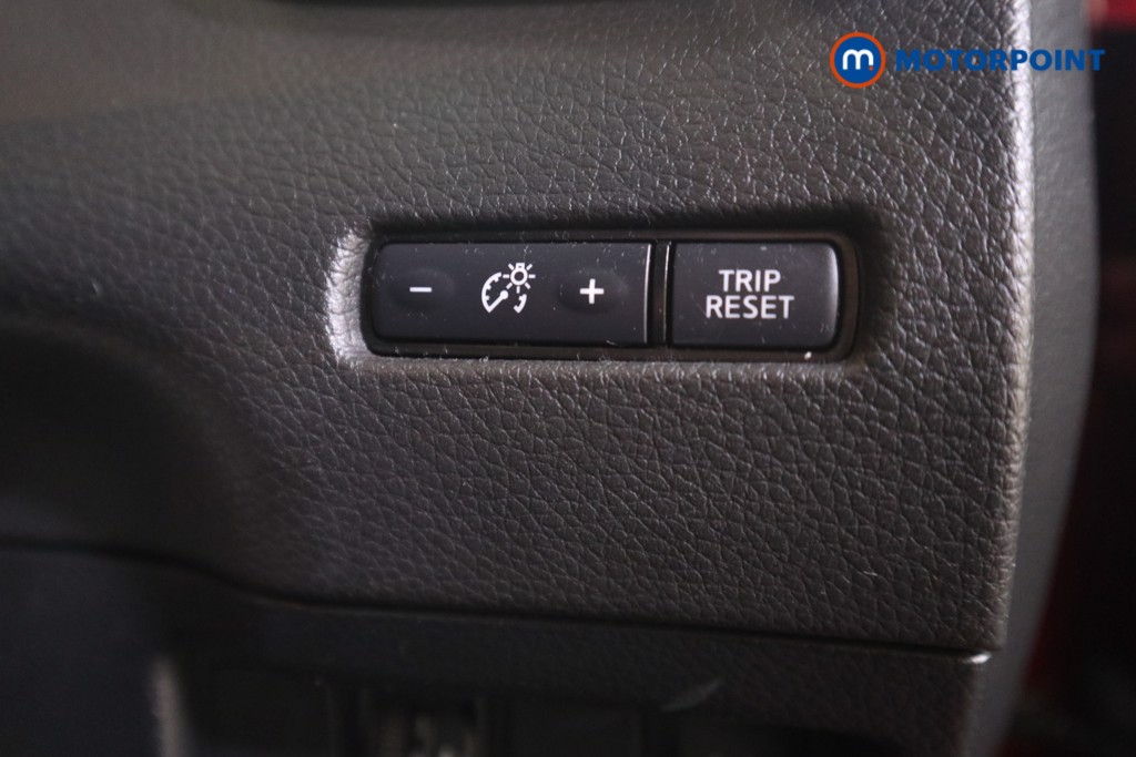 Nissan Qashqai Acenta Premium Manual Diesel SUV - Stock Number (1595937) - 10th supplementary image