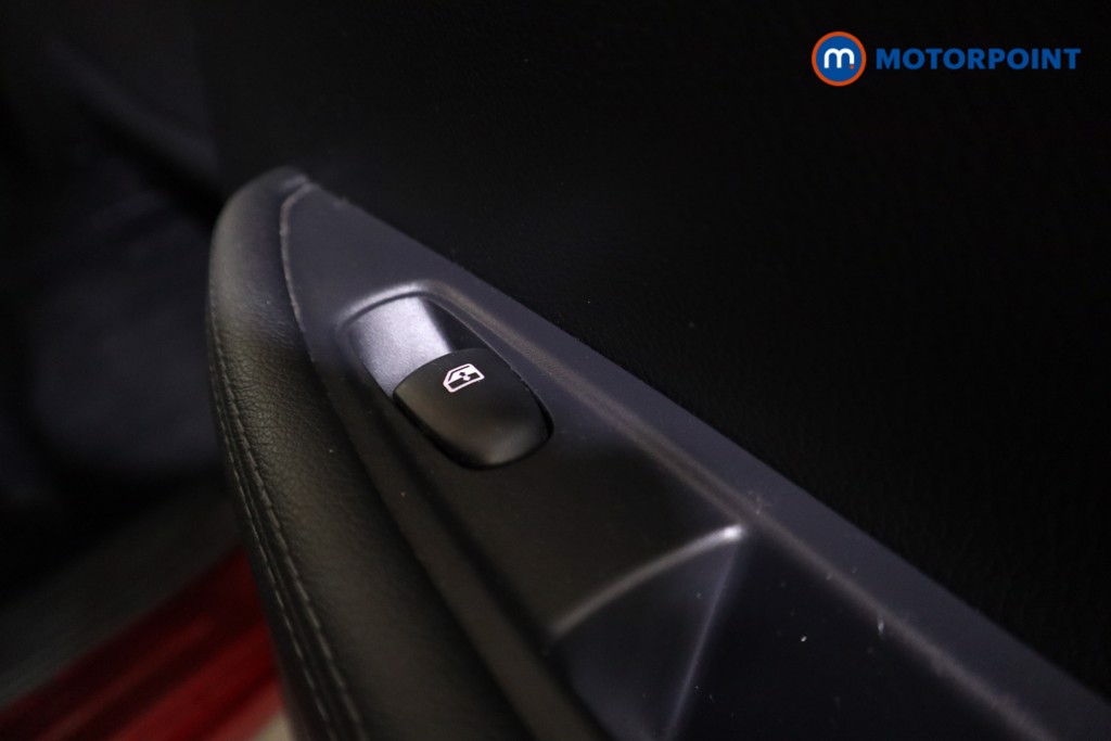 Nissan Qashqai Acenta Premium Manual Diesel SUV - Stock Number (1595937) - 17th supplementary image