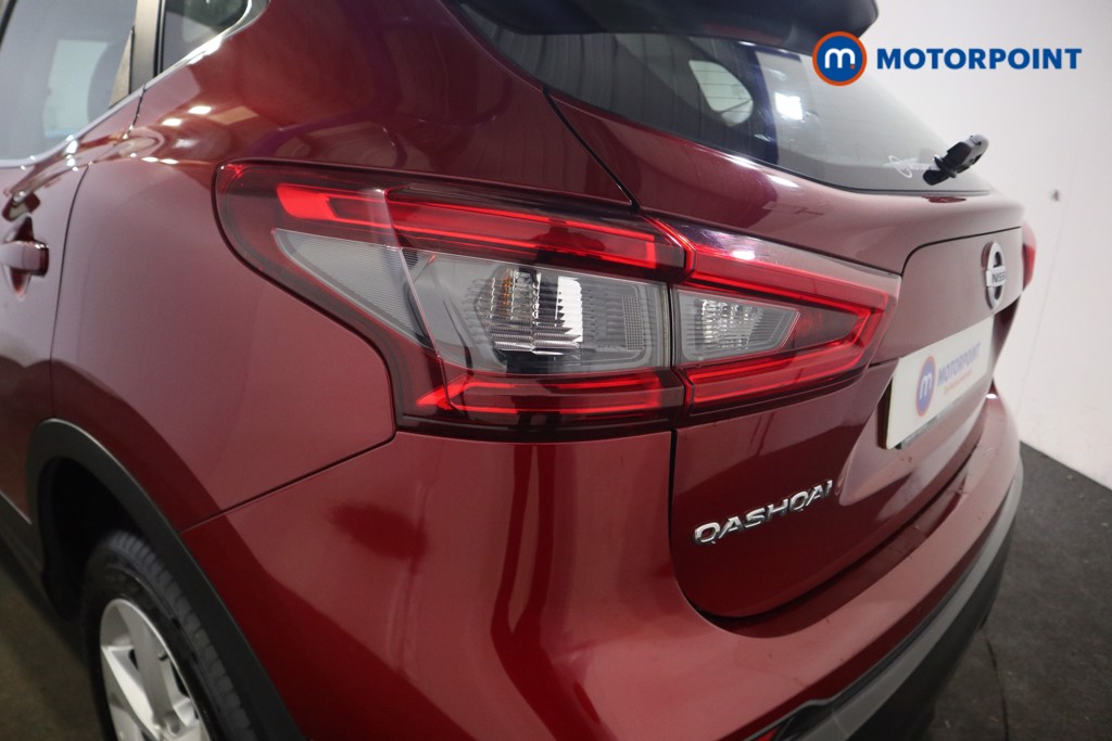 Nissan Qashqai Acenta Premium Manual Diesel SUV - Stock Number (1595937) - 25th supplementary image