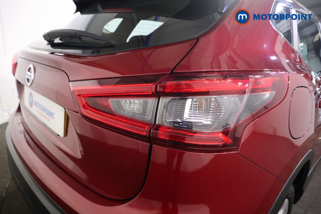 Nissan Qashqai Acenta Premium Manual Diesel SUV - Stock Number (1595937) - 26th supplementary image