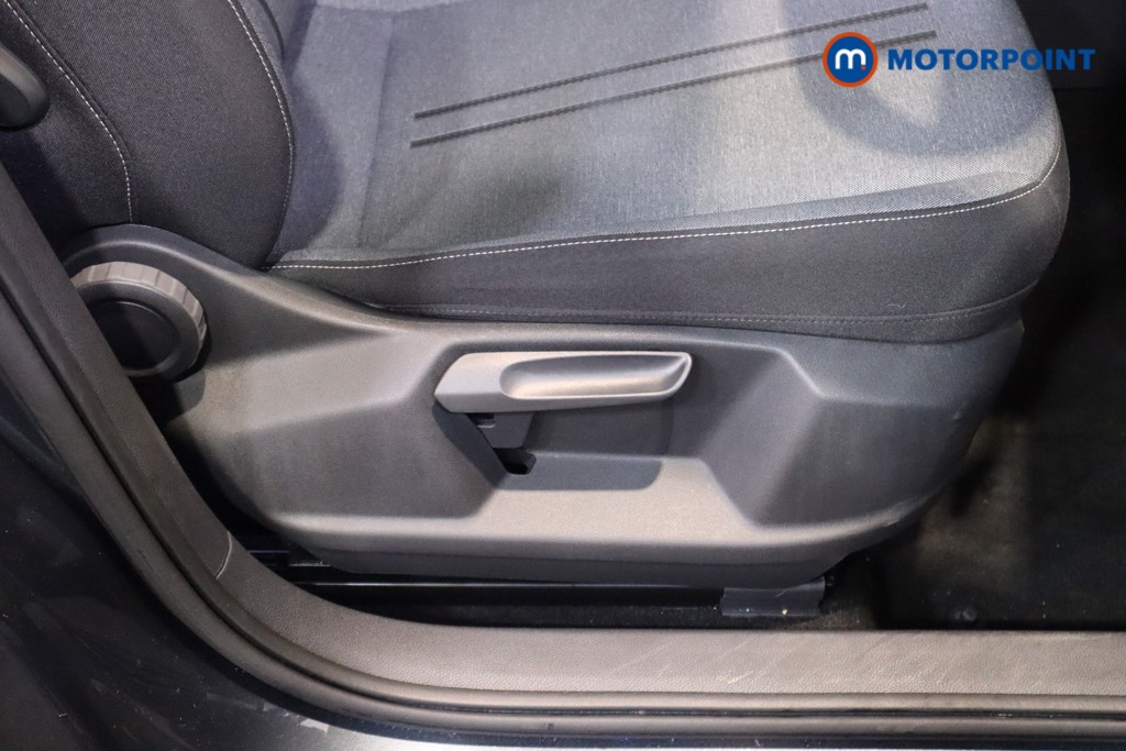 Seat Ateca Se Technology Manual Petrol SUV - Stock Number (1596280) - 17th supplementary image