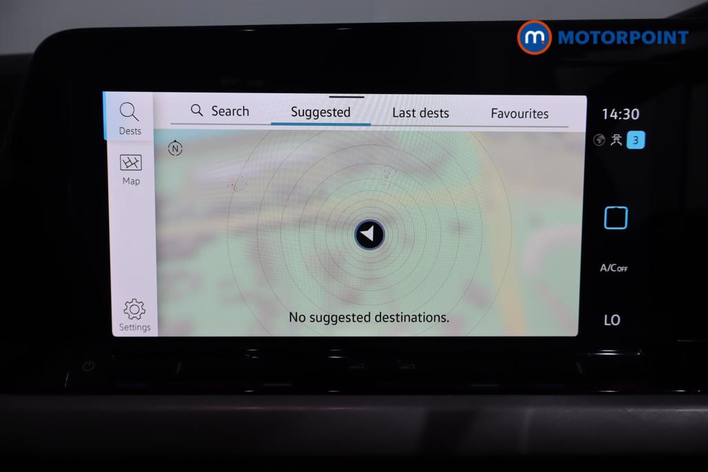 Volkswagen Golf Life Automatic Diesel Hatchback - Stock Number (1596281) - 2nd supplementary image