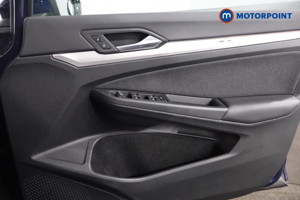 Volkswagen Golf Life Automatic Diesel Hatchback - Stock Number (1596281) - 10th supplementary image